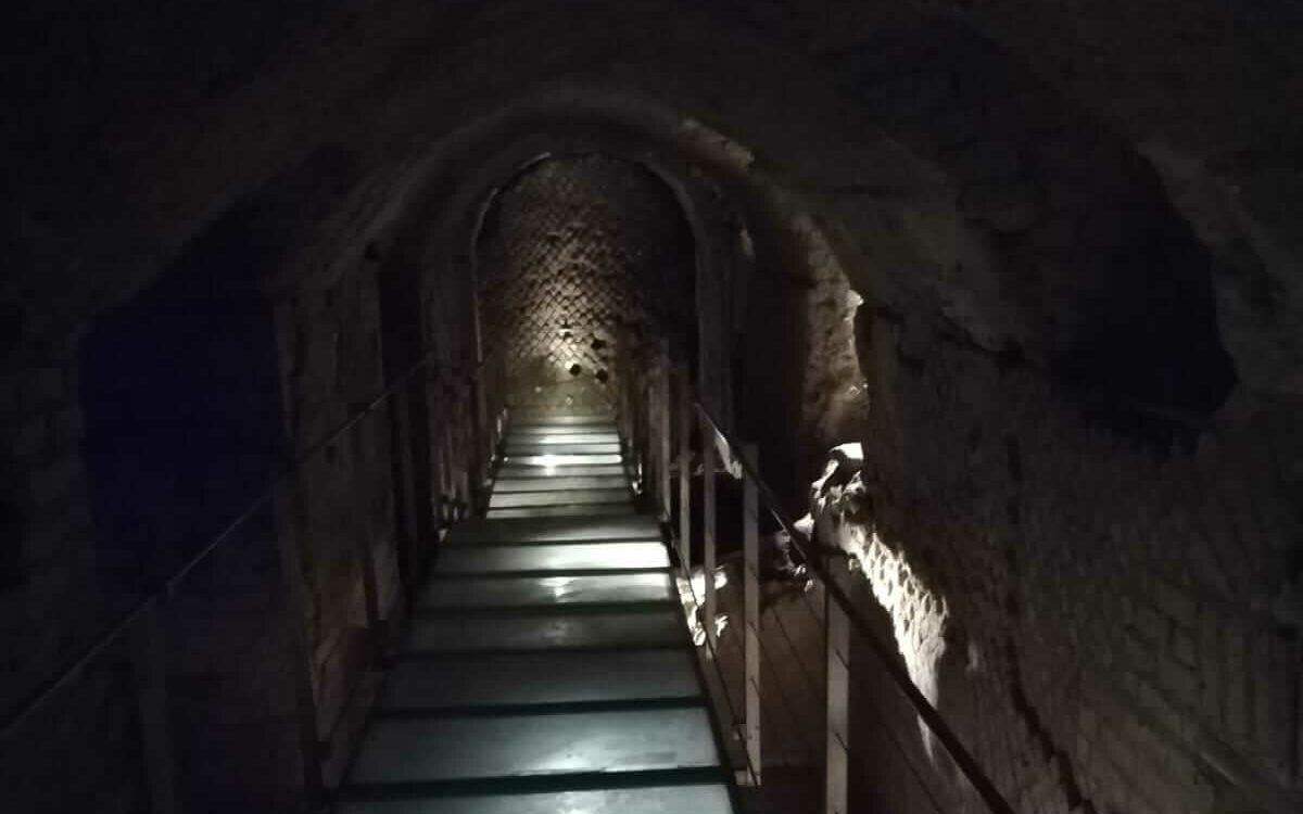 ondergronds Pozzuoli