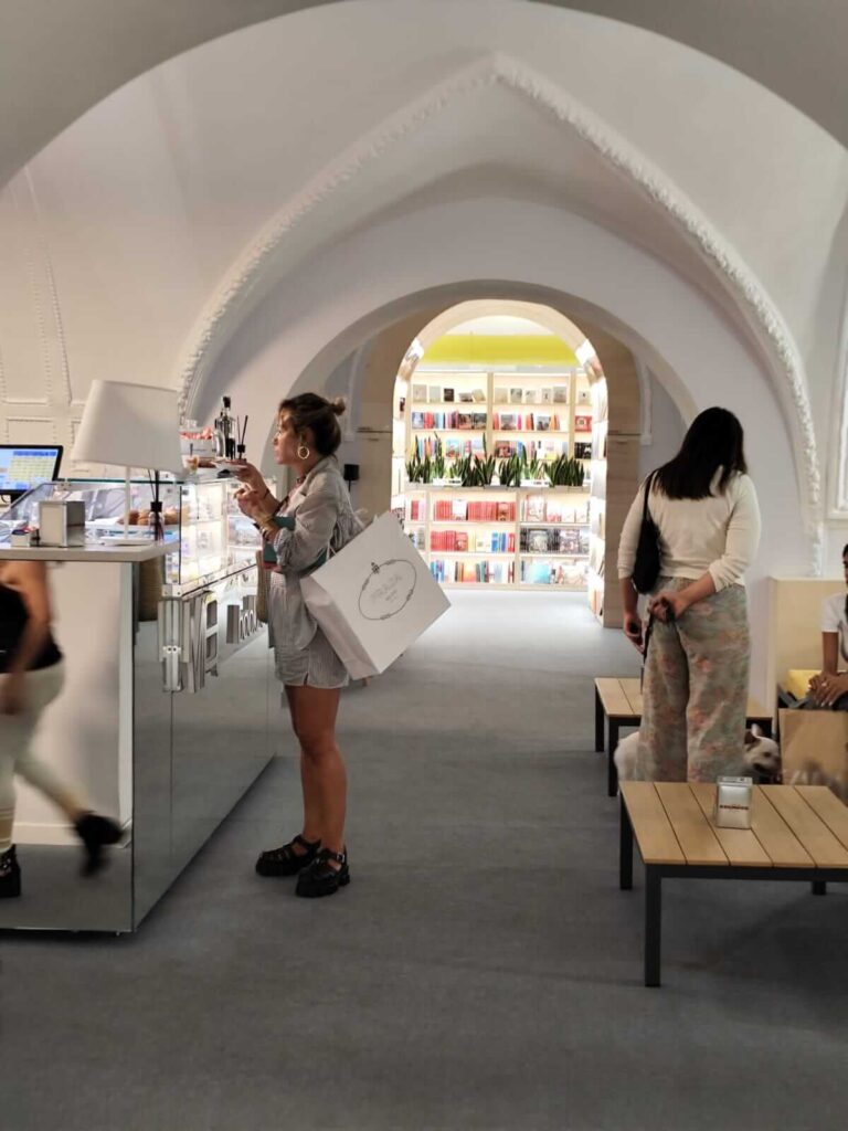 Bar boekenwinkel Napels
