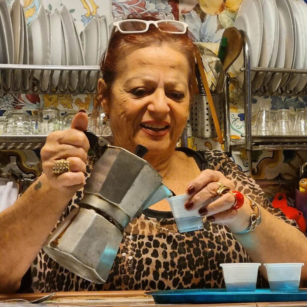 Koffie bij Nunzia in Napels